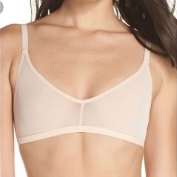 Negative Underwear Other - NEGATIVE Silky Non- Wire Bralette in Peach